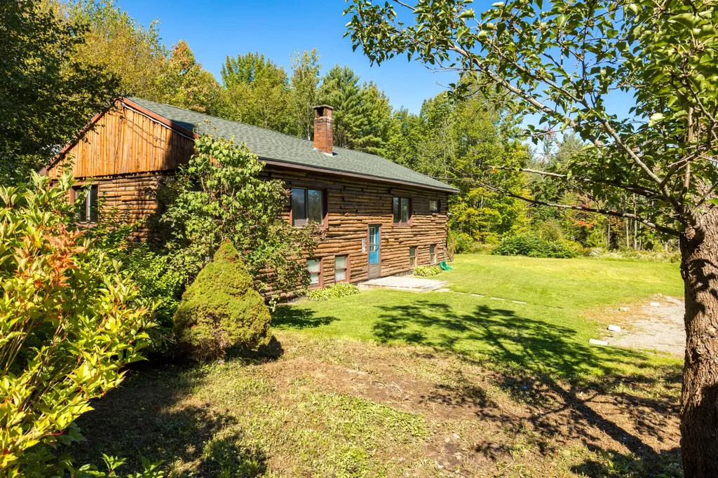 628 Norridgewock Road Fairfield ME 04937