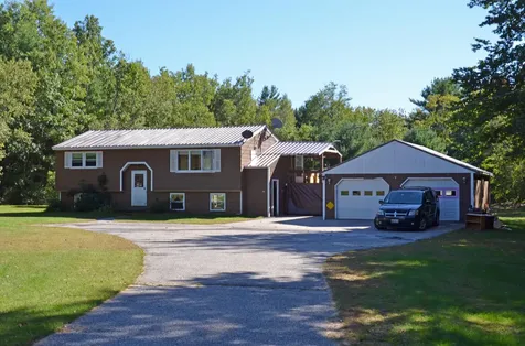 46 Rock-o-dundee Drive Oxford ME 04270