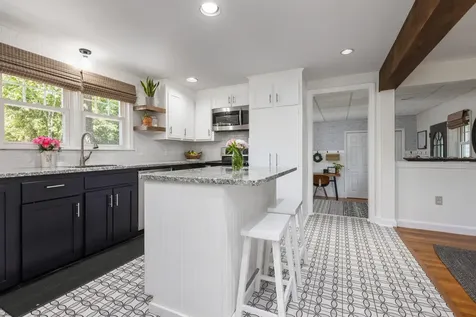 99 Longwood Drive Portland ME 04102