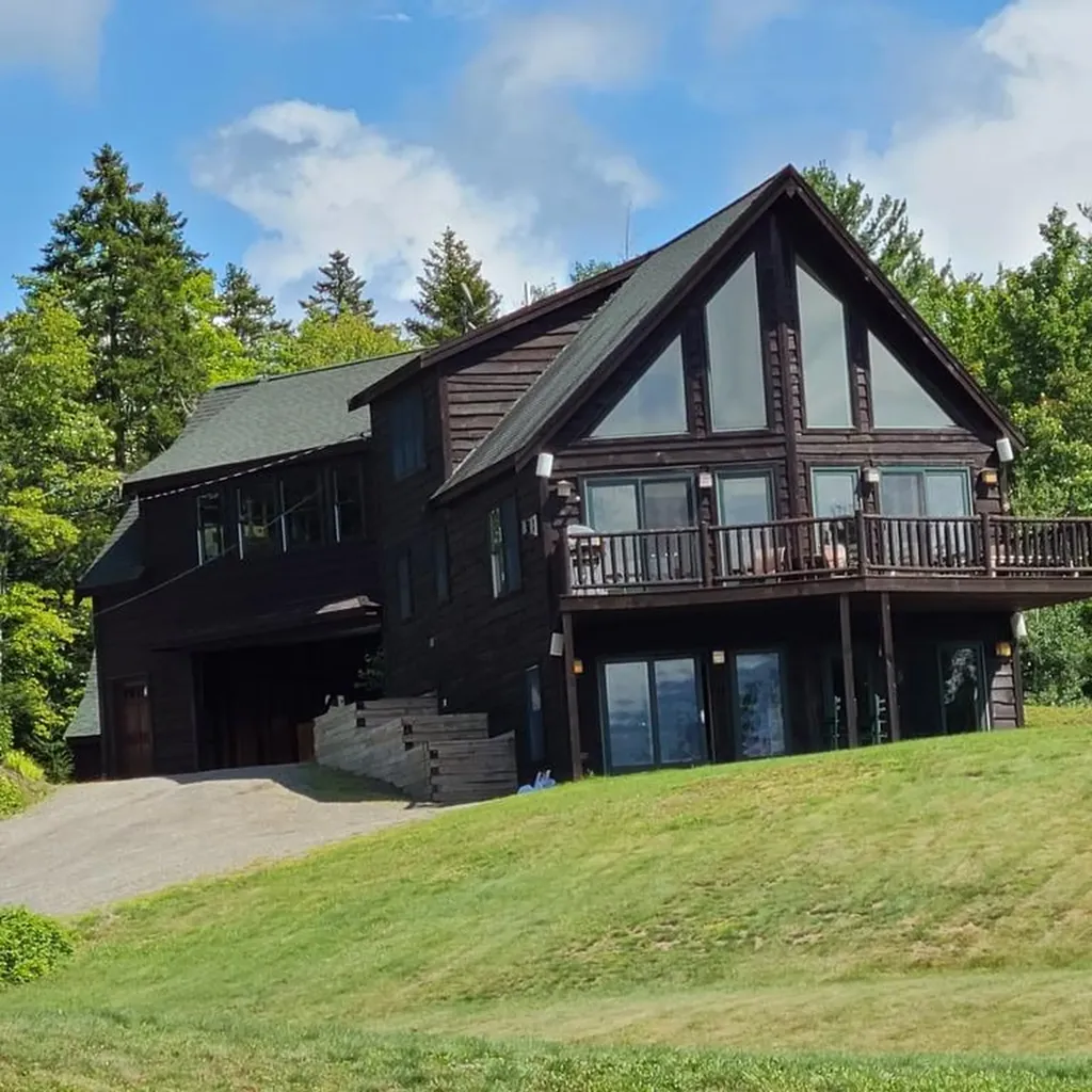 127 Vista Lane Farmington ME 04938