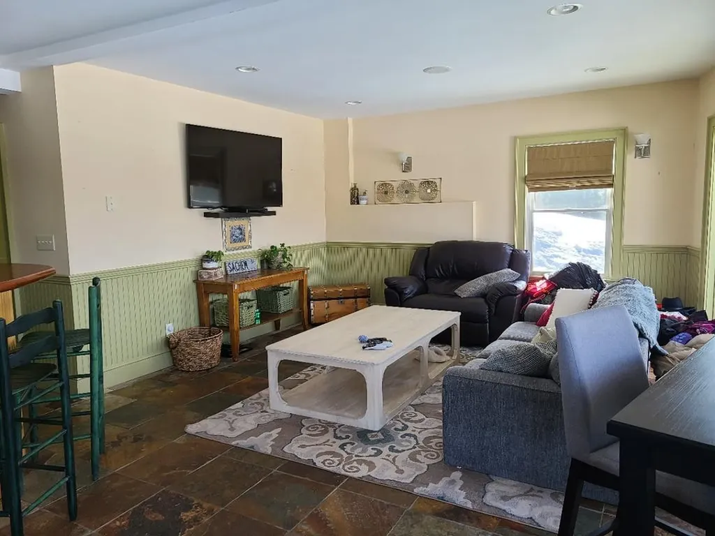 127 Vista Lane Farmington ME 04938