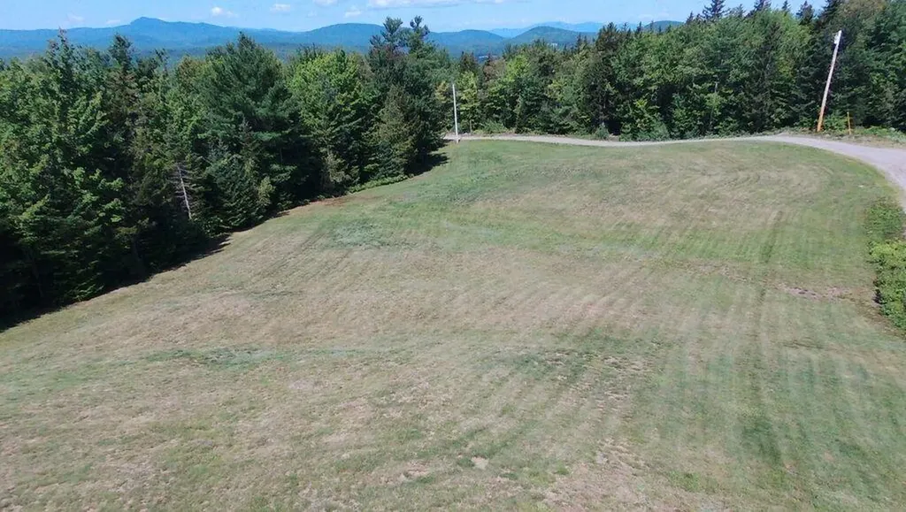 127 Vista Lane Farmington ME 04938
