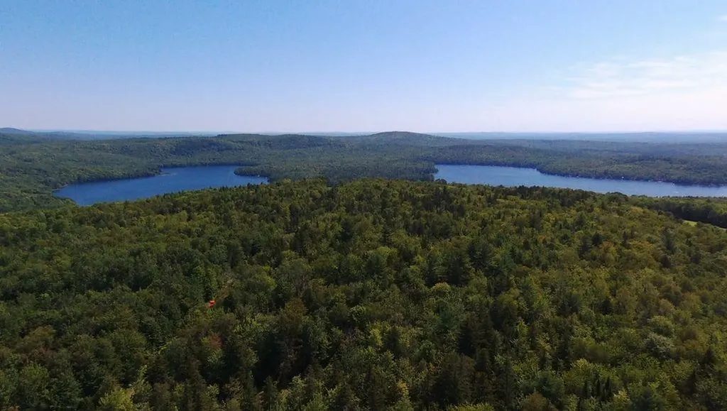 127 Vista Lane Farmington ME 04938