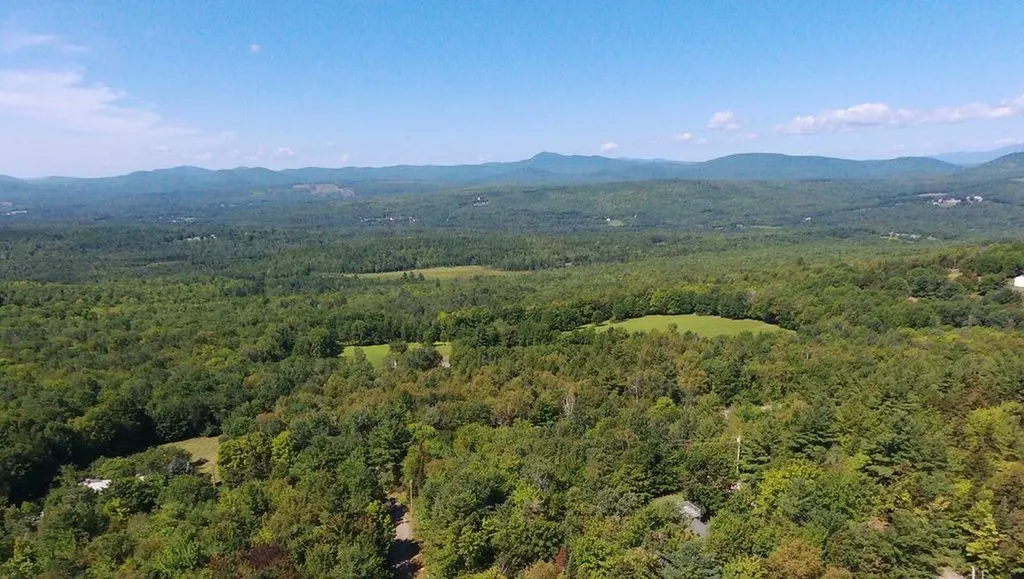 127 Vista Lane Farmington ME 04938