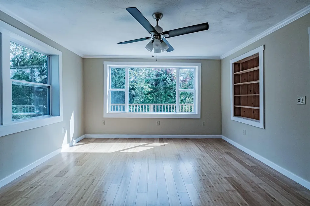25 Guinea Ridge Road Union ME 04862