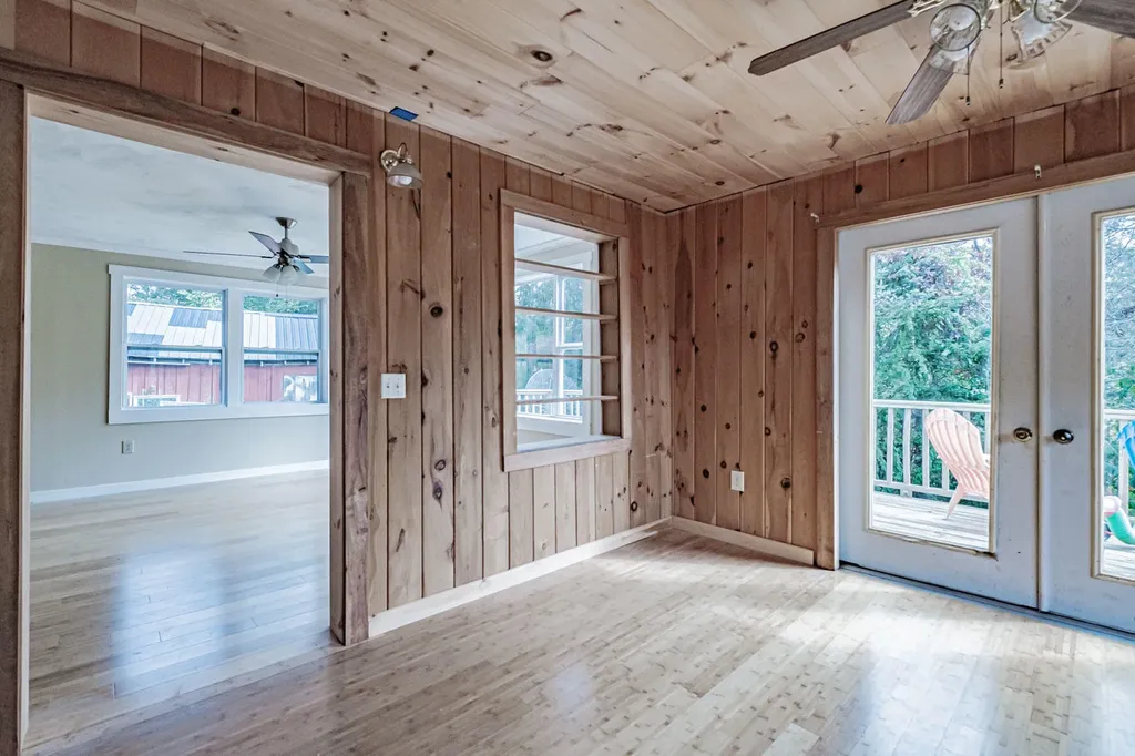 25 Guinea Ridge Road Union ME 04862