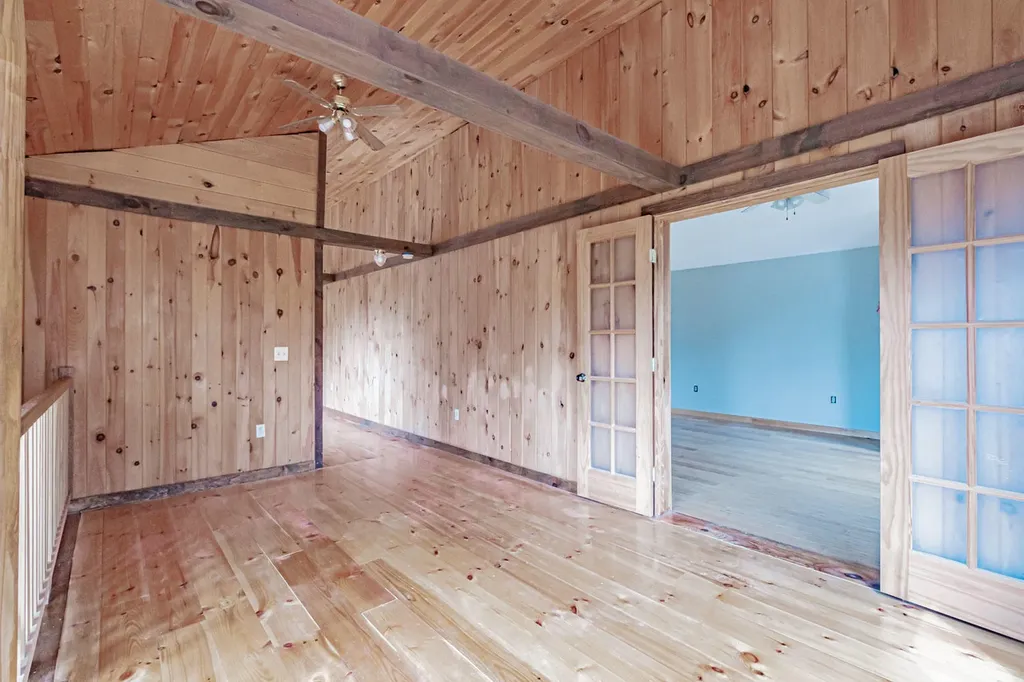 25 Guinea Ridge Road Union ME 04862