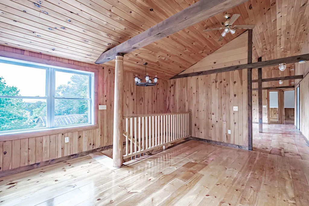 25 Guinea Ridge Road Union ME 04862