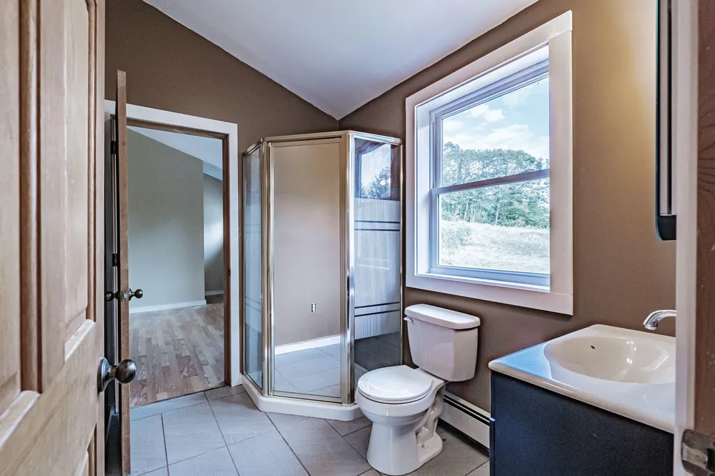 25 Guinea Ridge Road Union ME 04862
