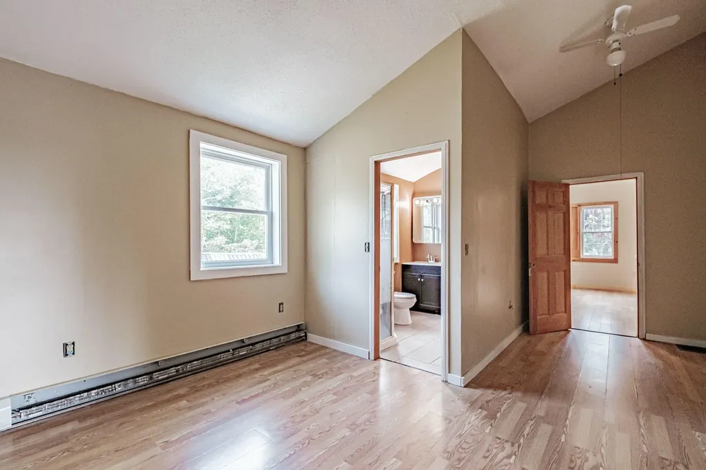 25 Guinea Ridge Road Union ME 04862