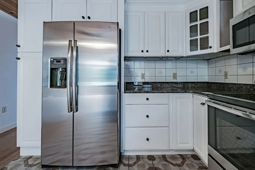25 Guinea Ridge Road Union ME 04862