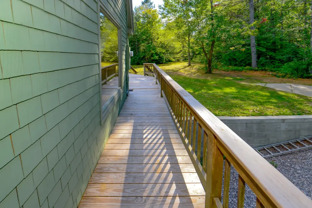 20 Shirley Valley Lane Stoneham ME 04231