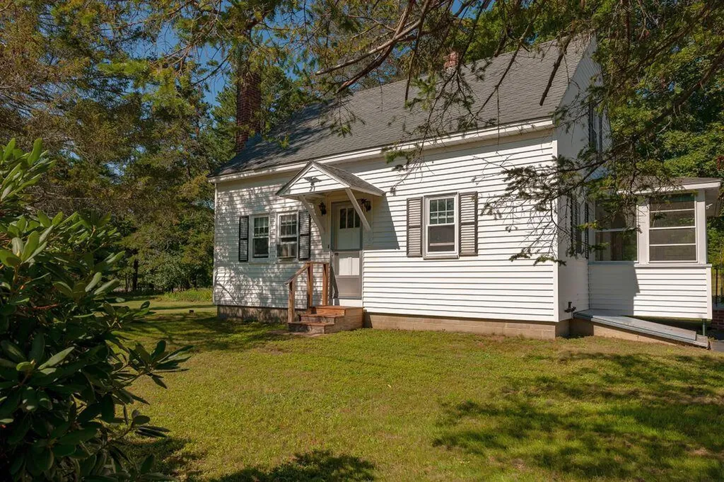 21 Stevens Street South Berwick ME 03908