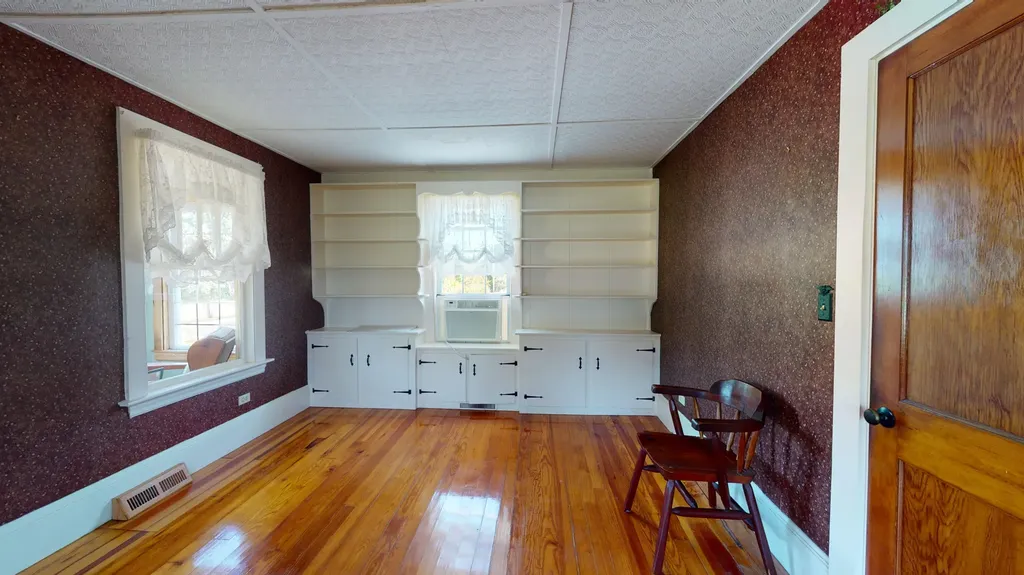 252 White Oak Hill Road Poland ME 04274