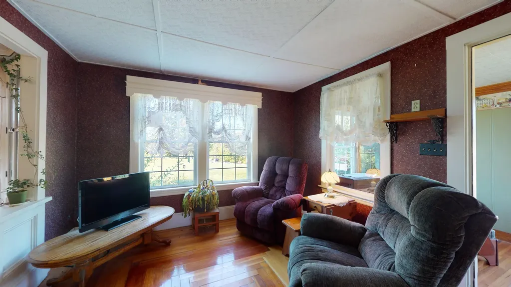252 White Oak Hill Road Poland ME 04274