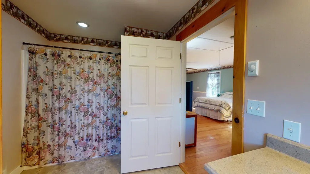 252 White Oak Hill Road Poland ME 04274