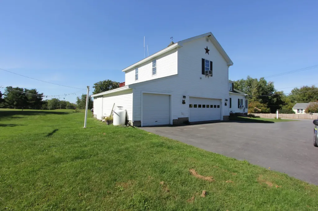 252 White Oak Hill Road Poland ME 04274