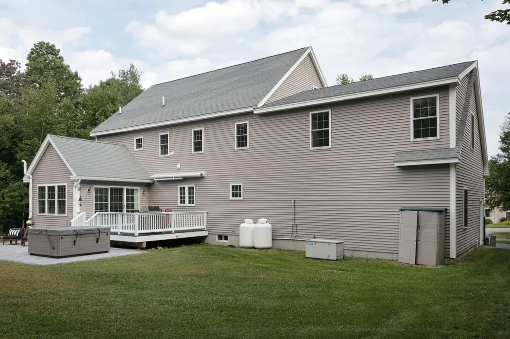 109 Higgins Drive Wells ME 04090