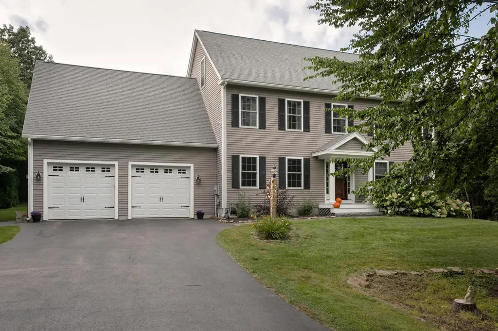 109 Higgins Drive Wells ME 04090