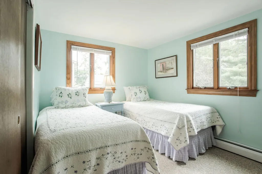 52 Shelton Drive York ME 03909