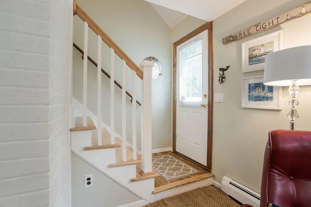 52 Shelton Drive York ME 03909