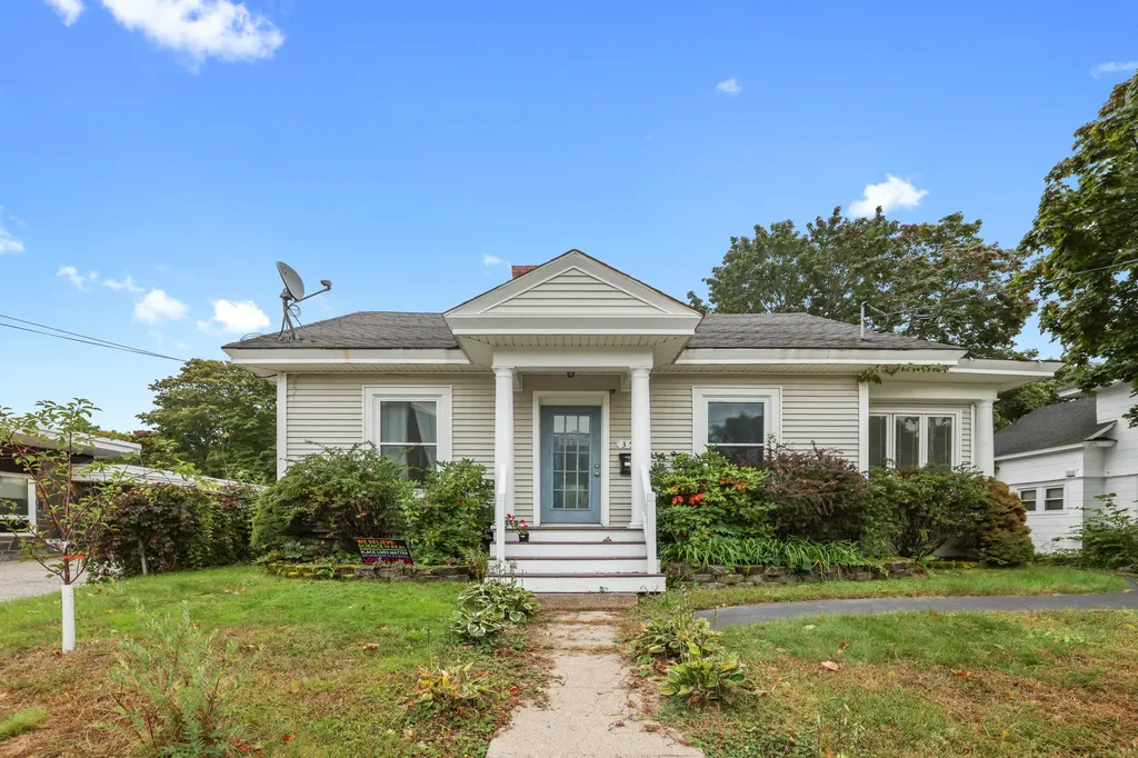 359 Elm Street Biddeford ME 04005