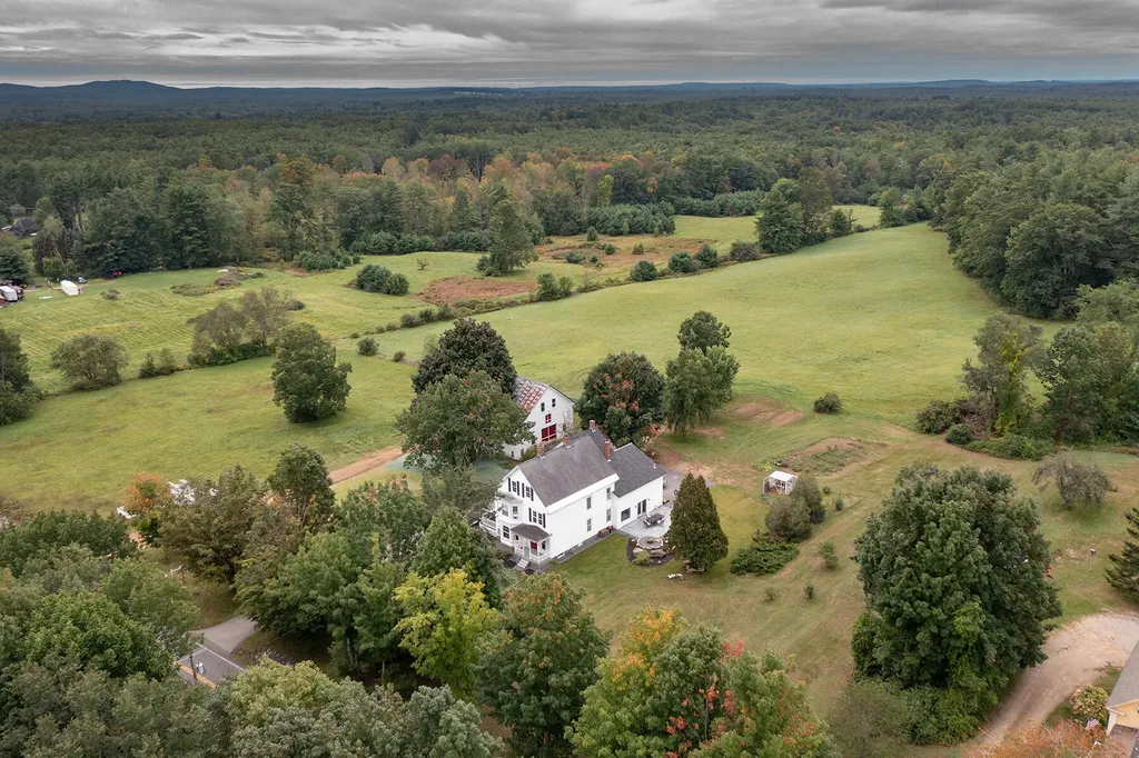 201 Lebanon Road North Berwick ME 03906