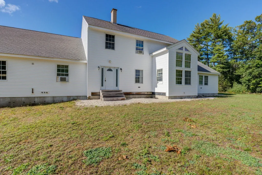 581 Bonny Eagle Road Standish ME 04084