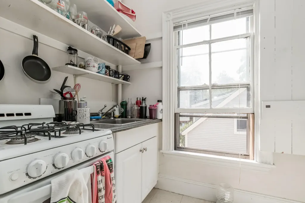 102 Emery Street Portland ME 04102