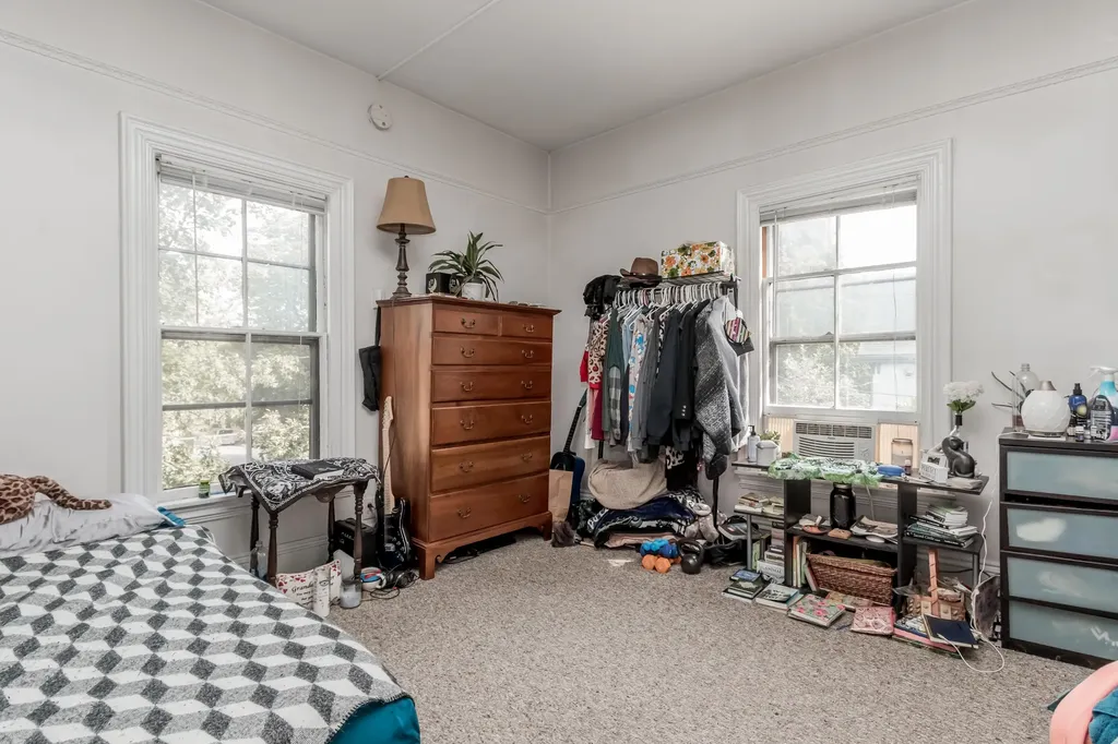 102 Emery Street Portland ME 04102