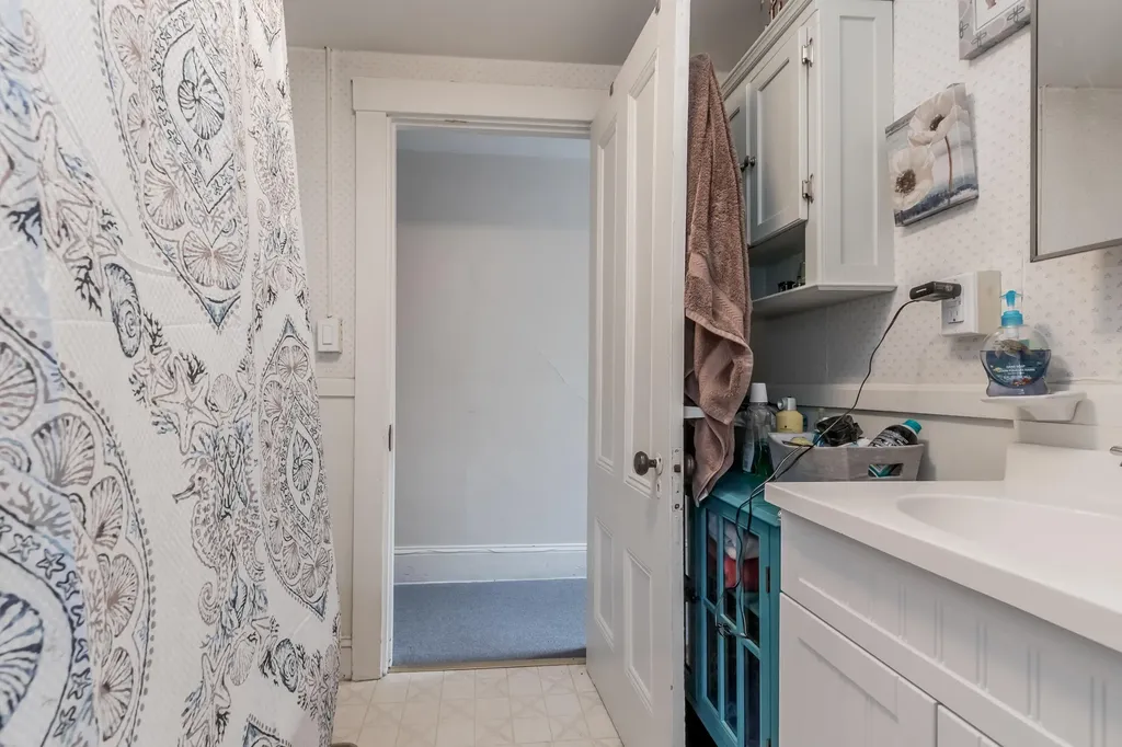 102 Emery Street Portland ME 04102