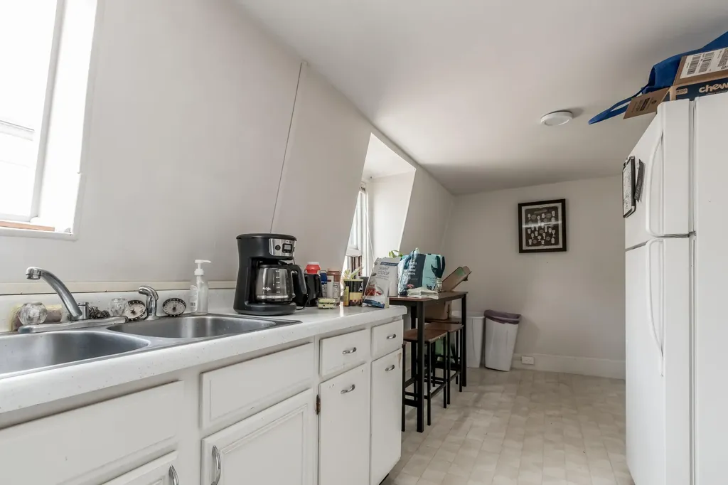 102 Emery Street Portland ME 04102
