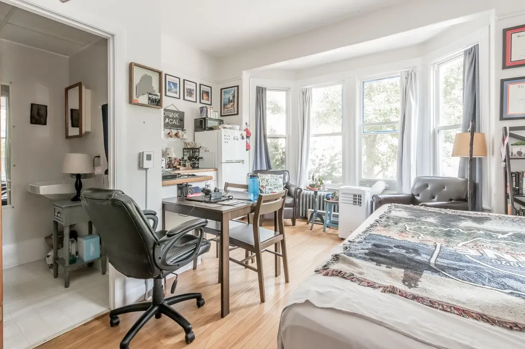 102 Emery Street Portland ME 04102