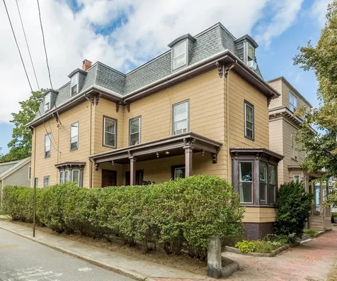 102 Emery Street Portland ME 04102