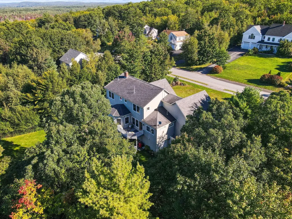 134 Presidential Way Westbrook ME 04092