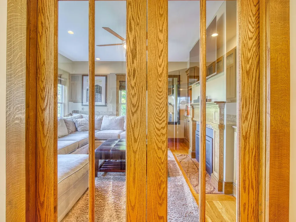 134 Presidential Way Westbrook ME 04092