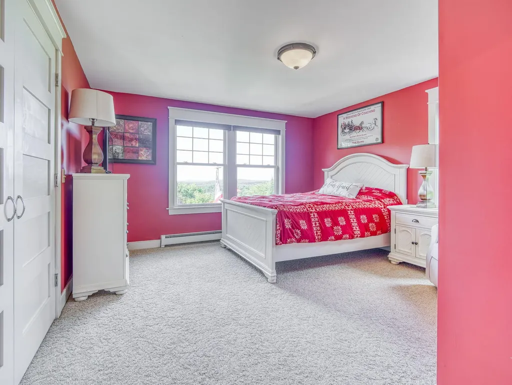 134 Presidential Way Westbrook ME 04092