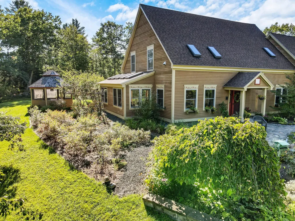 324 Trafton Road Waterville ME 04901