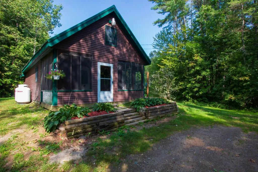 198 Windemere Lane Unity ME 04988