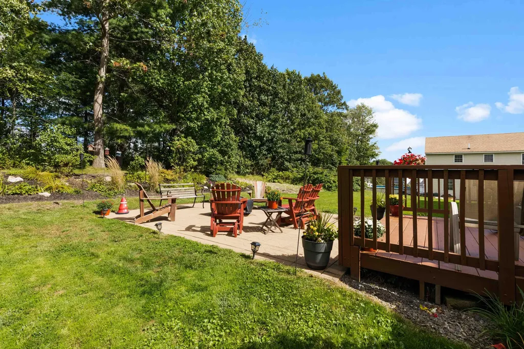 103 Hawthorne Lane Westbrook ME 04092