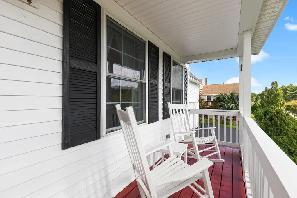 103 Hawthorne Lane Westbrook ME 04092