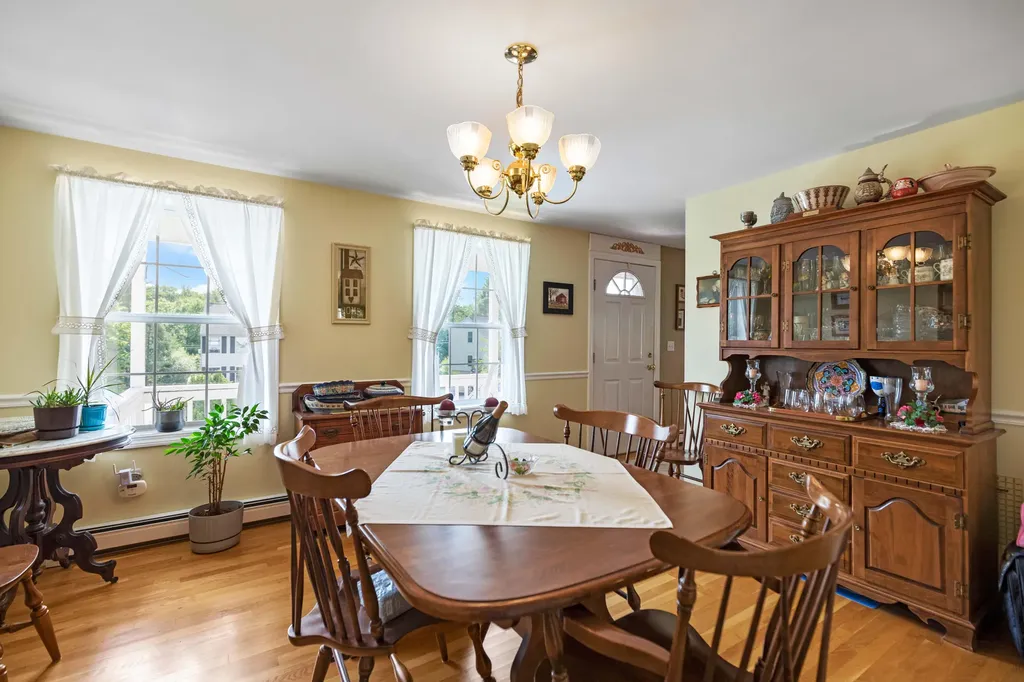 103 Hawthorne Lane Westbrook ME 04092