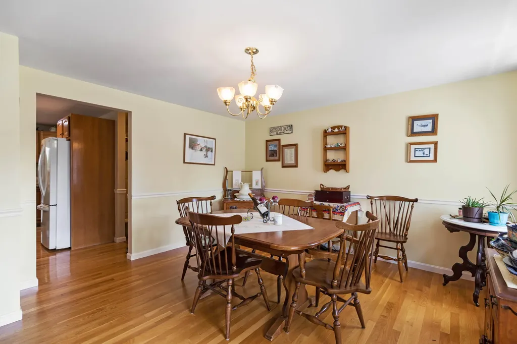 103 Hawthorne Lane Westbrook ME 04092