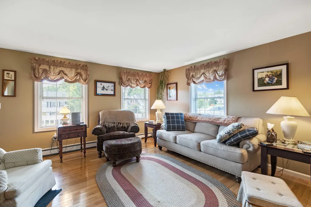 103 Hawthorne Lane Westbrook ME 04092