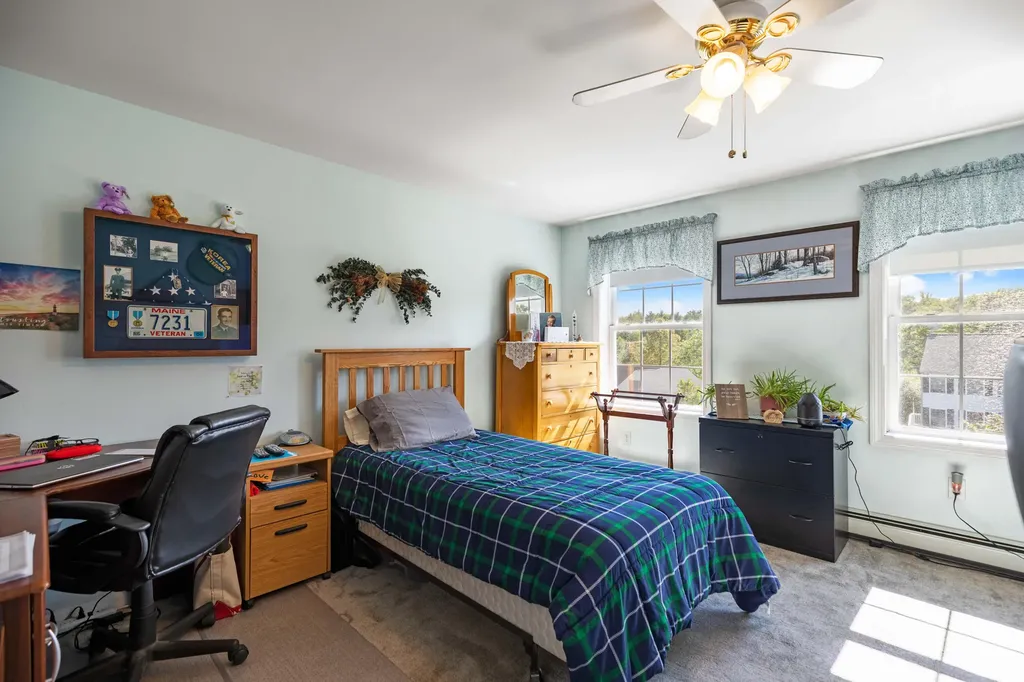 103 Hawthorne Lane Westbrook ME 04092