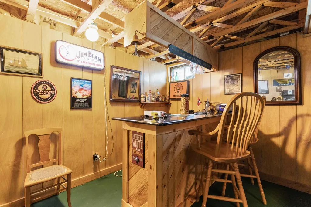 103 Hawthorne Lane Westbrook ME 04092