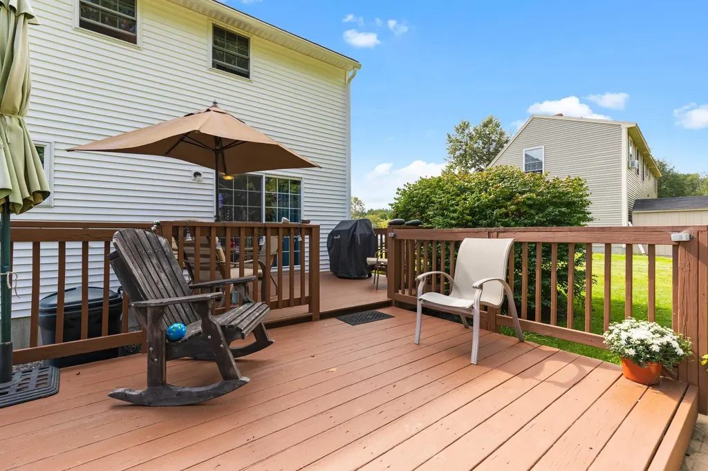 103 Hawthorne Lane Westbrook ME 04092
