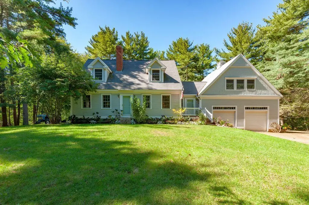 38 Pine Mountain Road York ME 03909