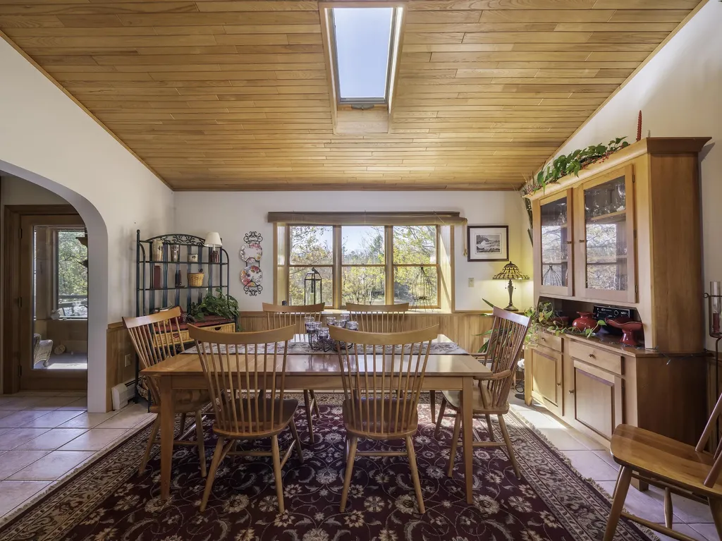 31 Hallbrook Way Ellsworth ME 04605