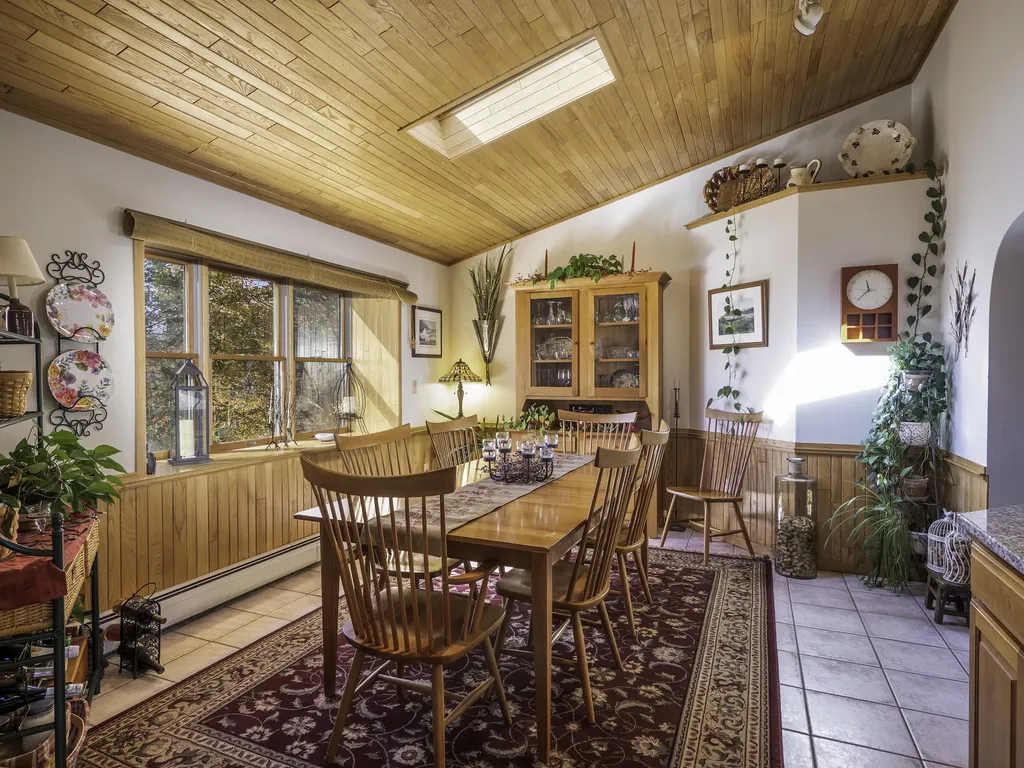 31 Hallbrook Way Ellsworth ME 04605